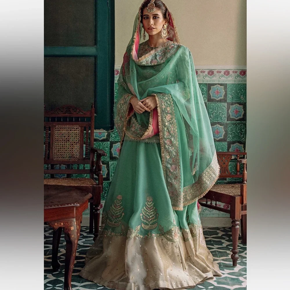 Zara Shahjahan Asmaani Lehenga Set - Picture 2 of 15